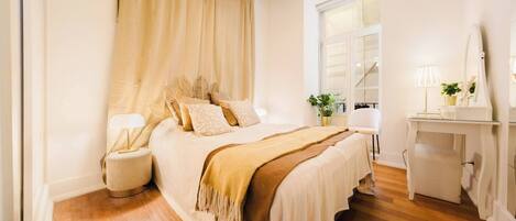 5 habitaciones, tabla de planchar con plancha y wifi gratis