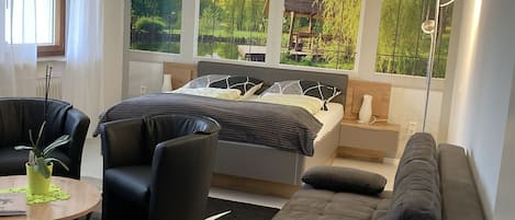 1 chambre, fer et planche à repasser, Wi-Fi, draps fournis