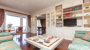 Apartment | Living area - Aurelia Montana Luxury Apartment (Rome)