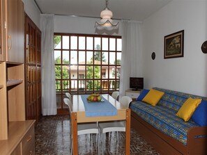 Apartment, 2 Bedrooms, Balcony, Garden View | Living room - Apartment in a Shared Villa With Garden (San Michele al Tagliamento)