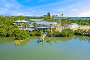 Exterior - The Cedar Key Anchor Hole! (Cedar Key)