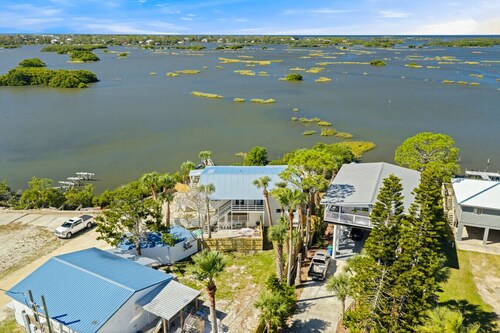 Pirate`s Paradise with a Gulf View!