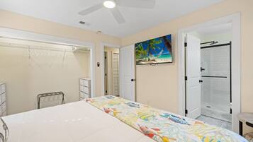 3 bedrooms, iron/ironing board, travel crib, WiFi