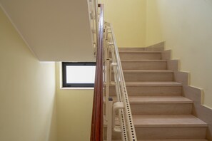Interior - Apartment 'Bianco Mare Delfino' with Balcony, Wi-Fi and Air Conditioning (Otranto)
