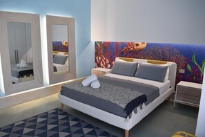 3 chambres, fer et planche à repasser, Wi-Fi, draps fournis