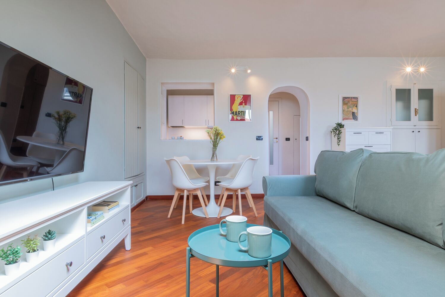 Studio | Living area