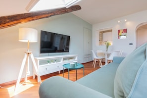 Studio | Living area - Da Laura e Guido by Wonderful Italy (Turin)
