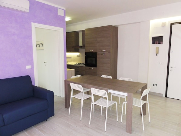 Dining room - Bibione Central Apartment (San Michele al Tagliamento)