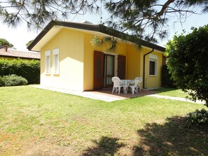 Villa, 2 Bedrooms, Patio, Garden View | Front of property - Villa With Fenced Garden in Bibione Pineda (San Michele al Tagliamento)