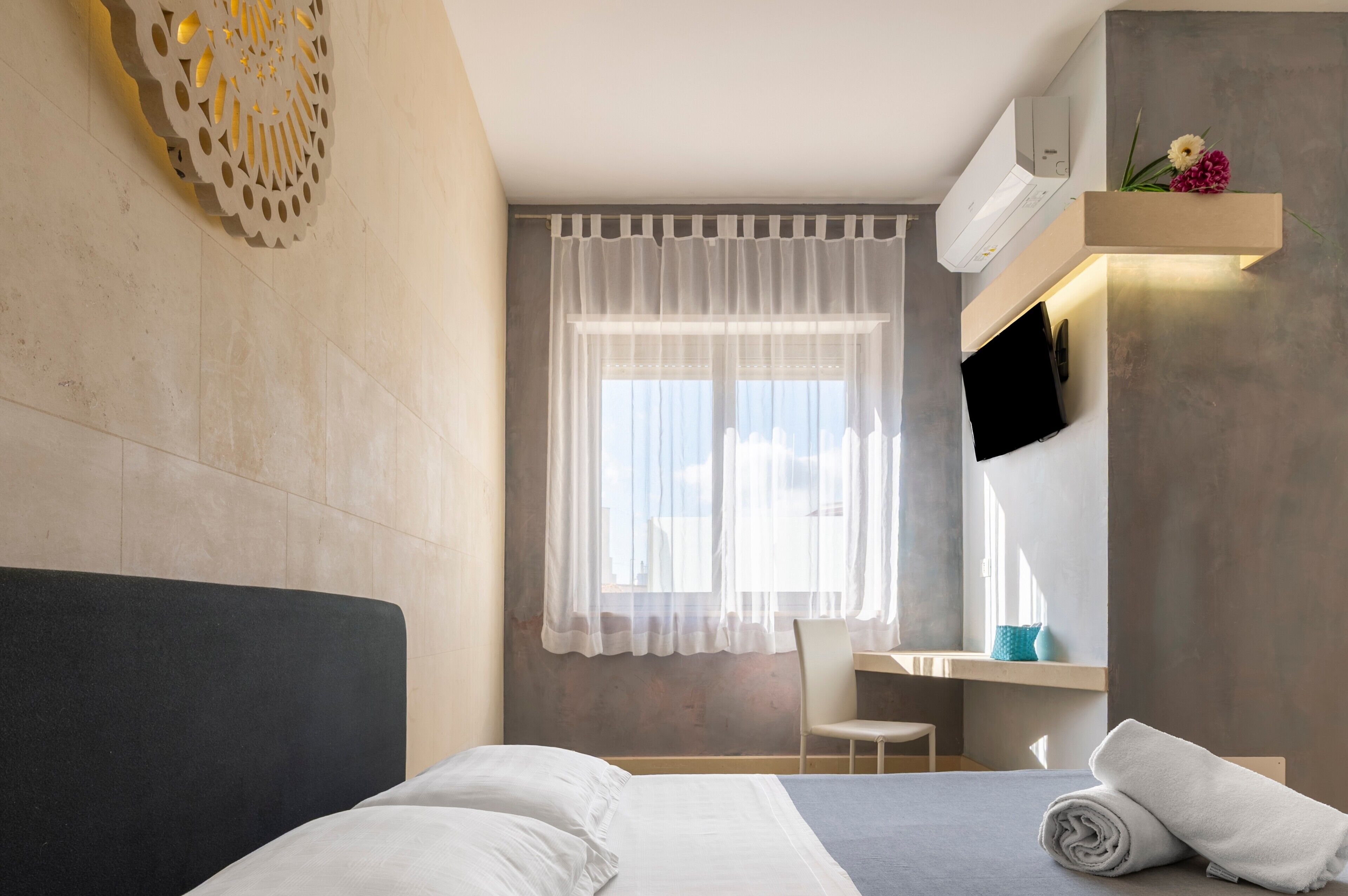 1 slaapkamer, een strijkplank/strijkijzer, wifi, beddengoed