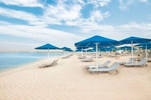 Privatstrand in der Nähe, Strandtücher