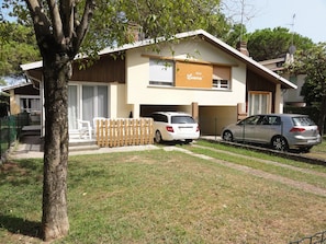 Villa, 2 Yatak Odası, Veranda, Bahçe Manzaralı | Dış mekân