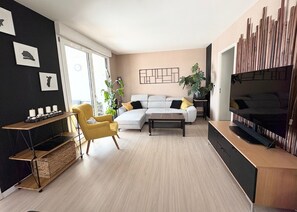 TV - Le Beauvoir, a chic haven near Strasbourg. (Lingolsheim)