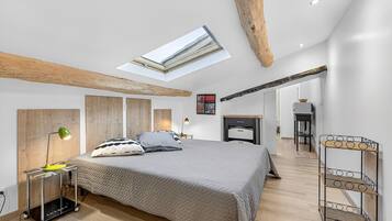 1 chambre, fer et planche à repasser, Wi-Fi, draps fournis