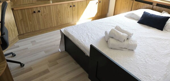 2 bedrooms, iron/ironing board, WiFi, bed sheets - Bright apartment in Lingolsheim for 6 people (Lingolsheim)