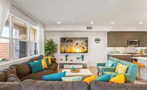 TV, video games, stereo, offices - Lake Home w/ 4 Private Bedrooms and Spool - Reduced (Indio)