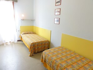 Apartment, 2 Bedrooms, Terrace - Bright Holiday Flat Just Steps From the sea (San Michele al Tagliamento)