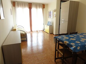 Appartamento, 2 camere da letto, terrazzo | Soggiorno