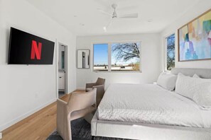 مكواة/لوح كي وواي فاي وملاءات أسرّة