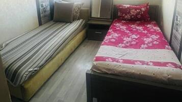 3 bedrooms, WiFi, bed sheets