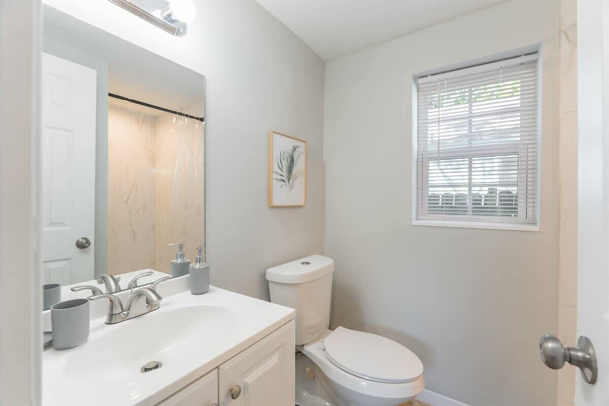 Douche, sèche-cheveux