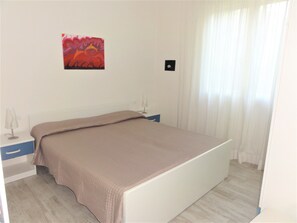 Villa, 2 Schlafzimmer, Terrasse, Gartenblick