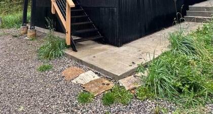 Home on golf course pond. Hike. Swim. Golf!