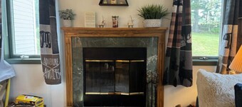 Cozy 1-bedroom condo in Dover, VT steps away from Mount Snow