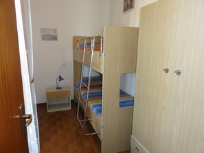 Villa, 2 Bedrooms, Terrace, Garden View - Bibione House With Garden and Fireplace (San Michele al Tagliamento)