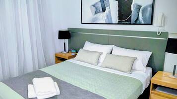Apartment, 1 Bedroom, Accessible, Smoking | 1 bedroom, soundproofing