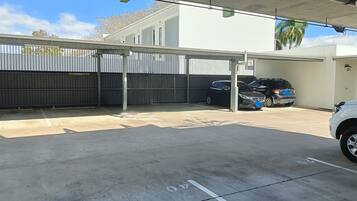 Apartment, 1 Bedroom, Accessible, Smoking | Parking | Free self-parking