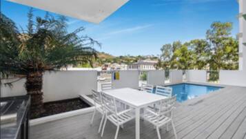 Apartment, 1 Bedroom, Accessible, Smoking | Pool | Outdoor pool