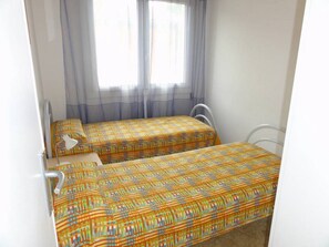Apartment, 2 Bedrooms, Balcony - Apartment in Villa With Fenced Garden (San Michele al Tagliamento)
