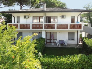 Appartement, 2 slaapkamers, balkon, uitzicht op tuin | Exterieur