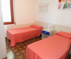 Apartemen, 2 kamar tidur, balkon, pemandangan kebun | 3 kamar tidur
