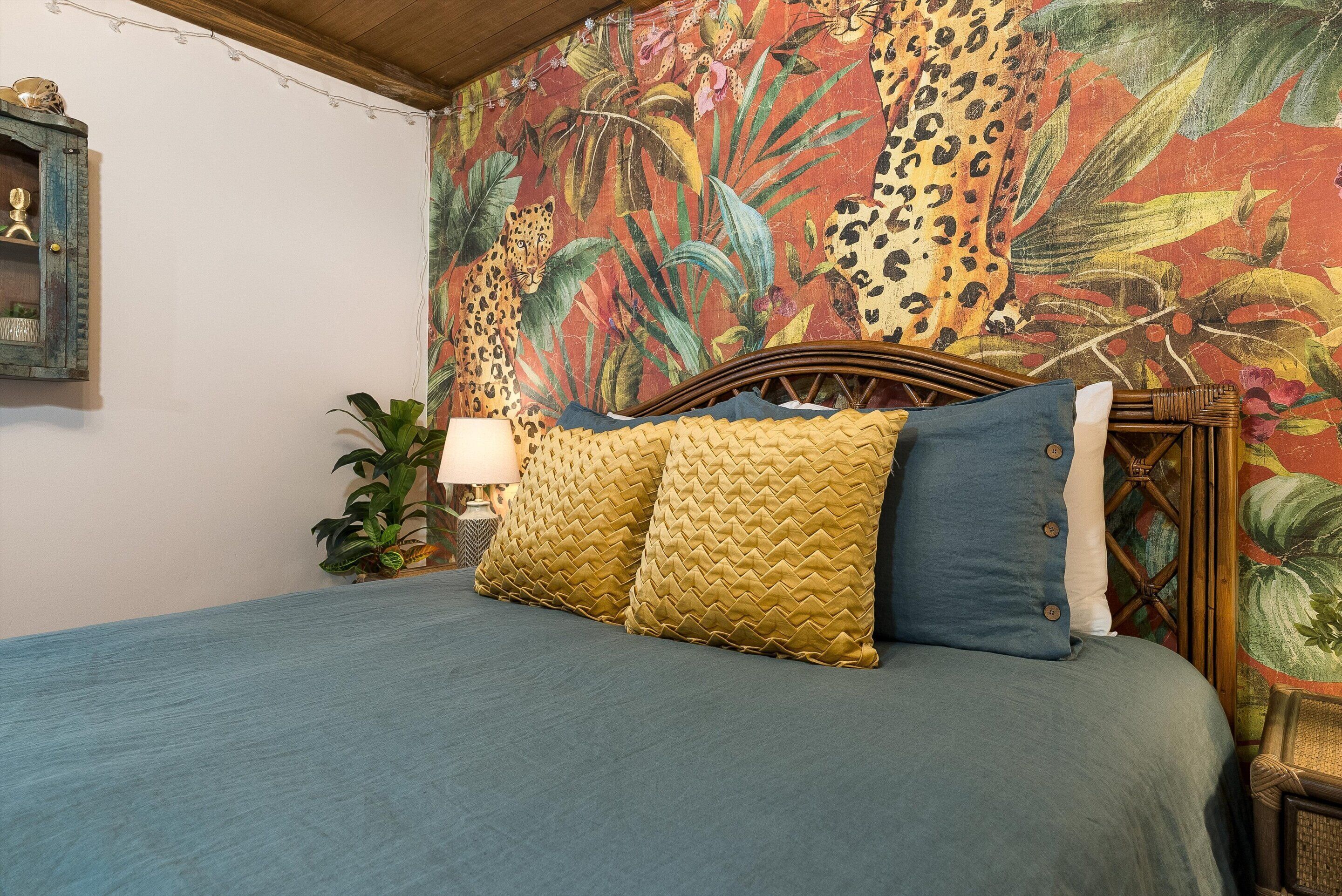 1 bedroom, desk, iron/ironing board, WiFi (free)