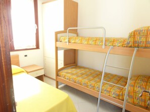 Villa, 2 slaapkamers, patio, uitzicht op tuin | 3 slaapkamers