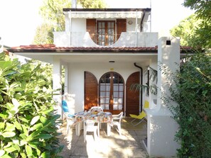 Villa, 2 Schlafzimmer, Terrasse, Gartenblick | Garten