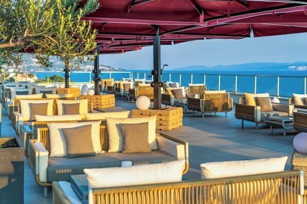 بار (في المنشاة)