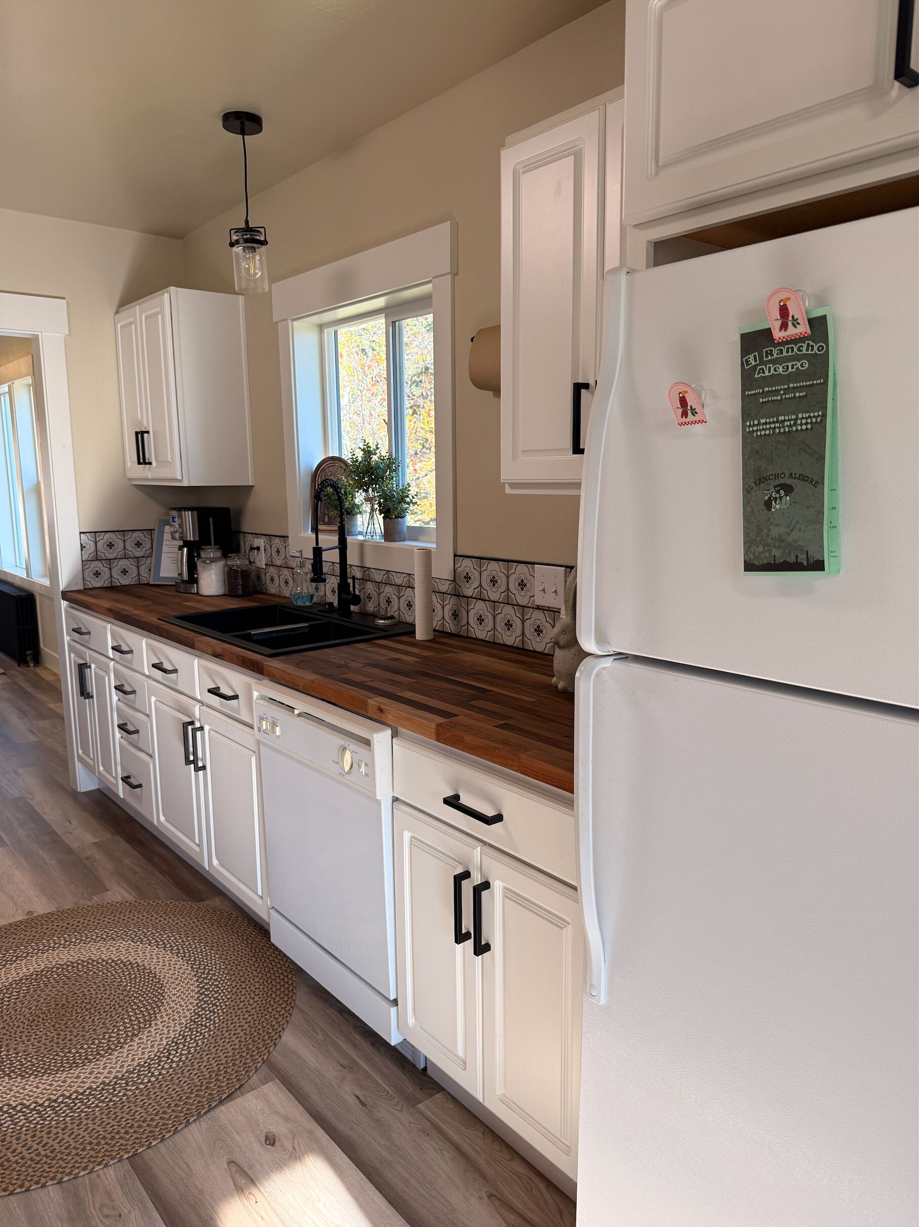 大型冰箱、微波爐、烤箱、爐台