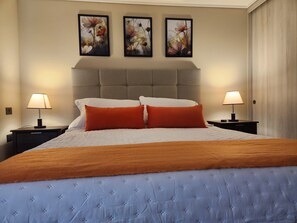 3 عدّة غرف نوم وملاءات أسرّة