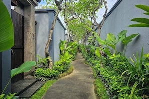 Garden - Seminyak Icon Villa & Spa (Bali)