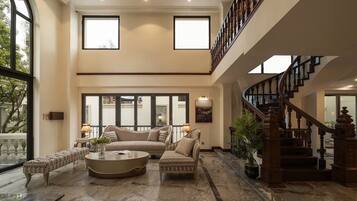 Superior Villa, Private Pool | Living area