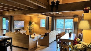 Interior - THE Gypsum Chalets C16 (Les Belleville)