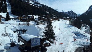 Unclassified image, 2 of 3, button - Holiday Home Near Ski Slopes, Alpe D'huez (Modane)