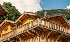 Exterior detail - Apartment in Champagny Near Vanoise Massif (Champagny-en-Vanoise)