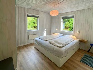 House | Interior - 4 Star Holiday Home in Hojby (Hojby)