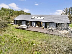 House | Bahagian luar