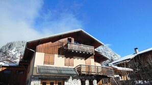 Unclassified image, 3 of 3, button - Apartment in Courchevel With Mountain Views (Champagny-en-Vanoise)