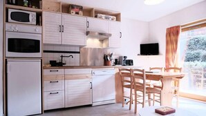 Unclassified image, 3 of 3, button - Apartment for 3 People in the Village Close to Shops (Beaufort)